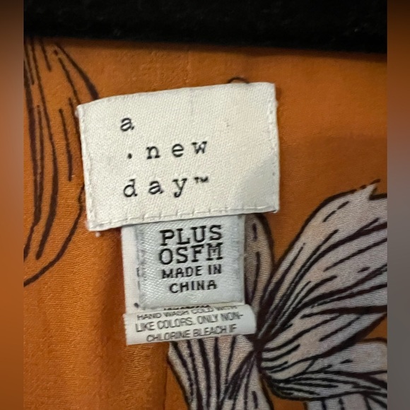 Floral Kimono Sleeve Top - Orange one size fits most (OSFM) (S104) - Picture 3 of 8